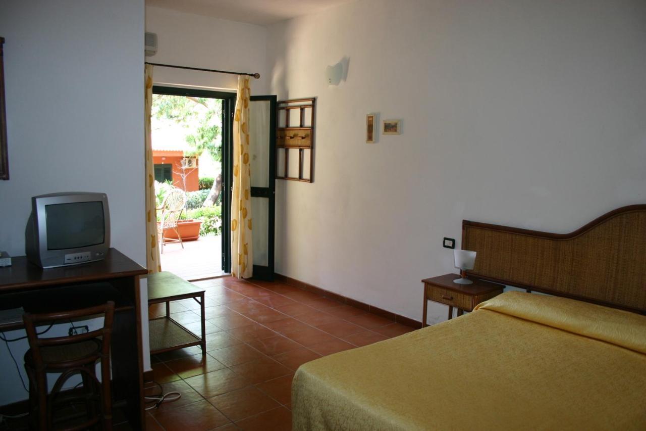 Casa Vacanze Marzano Guest House Tropea Exterior photo